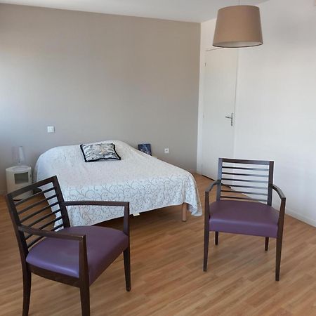 Residence Services Seniors Espace Et Vie เลอม็องส์ ภายนอก รูปภาพ